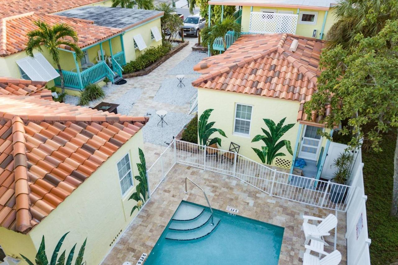 2 - Island Paradise Cottages - Sea Breeze St. Pete Beach Exterior photo